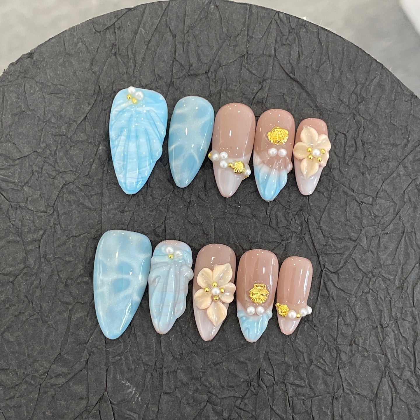 E4-24 Handmade Blue Sea Summer Almond nails