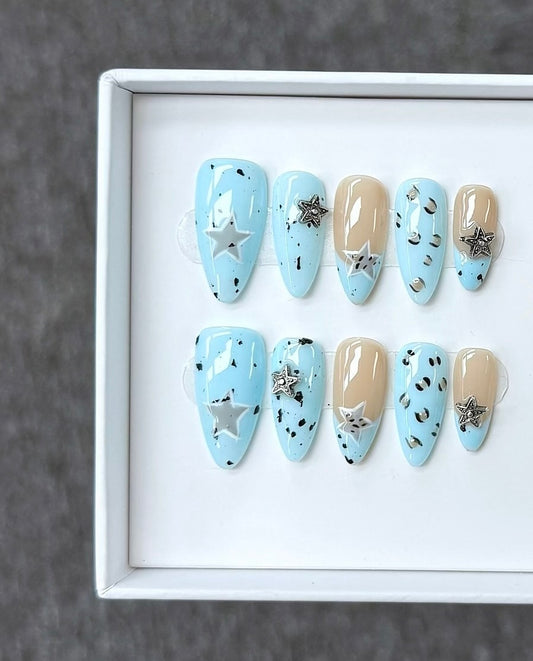J30 Handmade Almond Blue Star press on nails